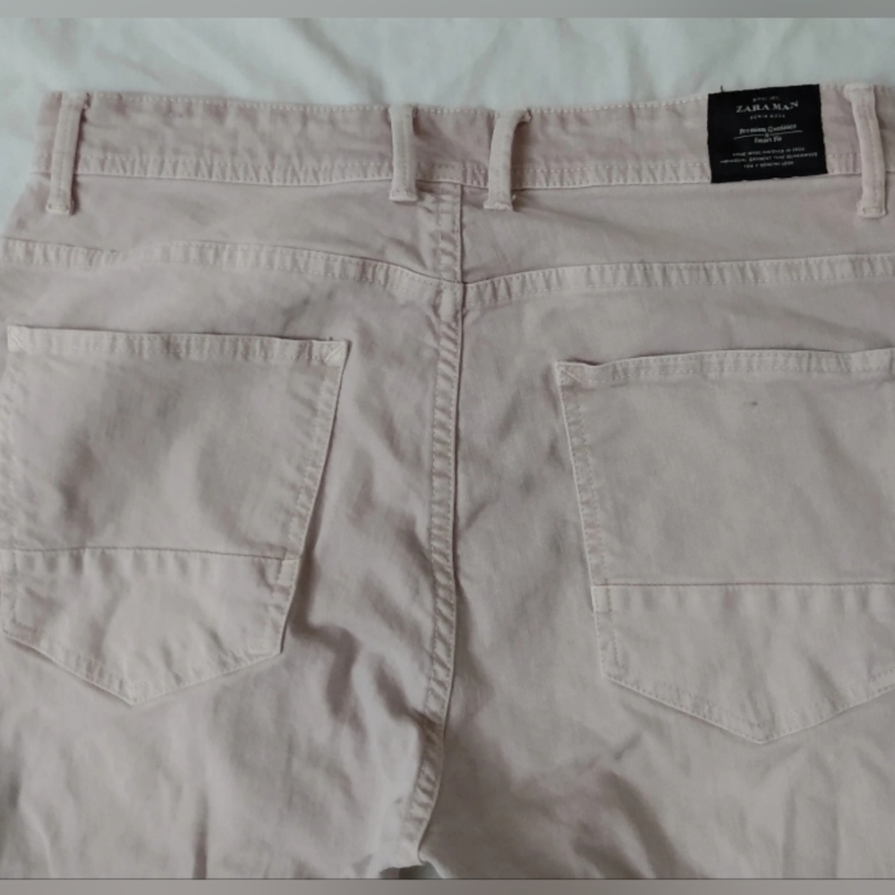 ZARA MAN JEANS PINK WASH SIZE 30 Frayed Bottom Edge